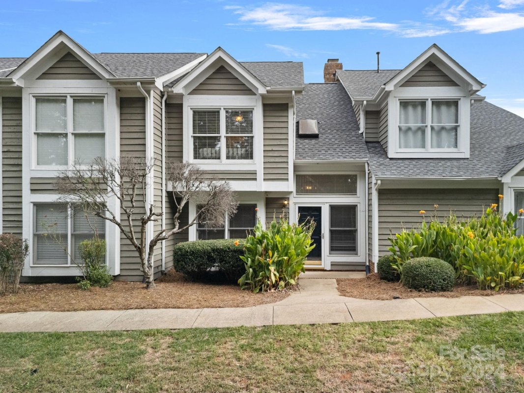 8244 Legare Court