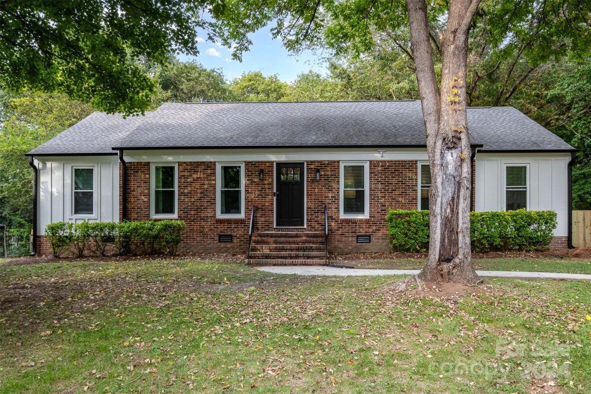 1627 Bonnie Lane