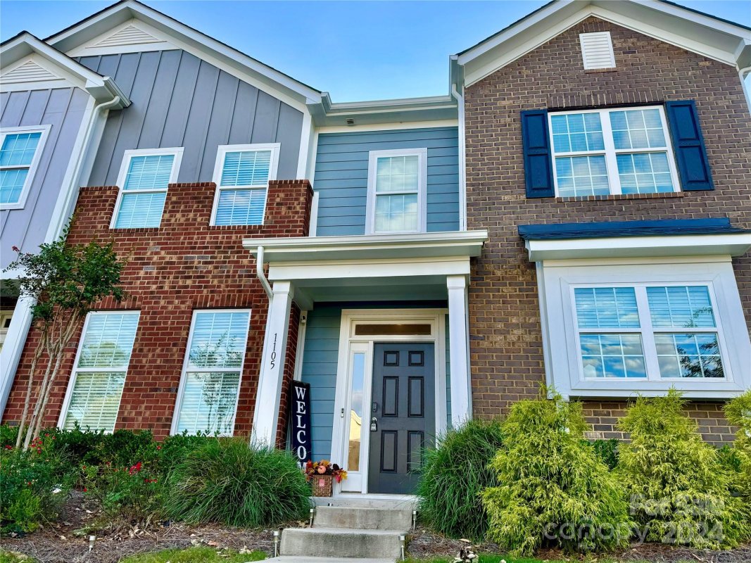 1105 Johns Walk Way