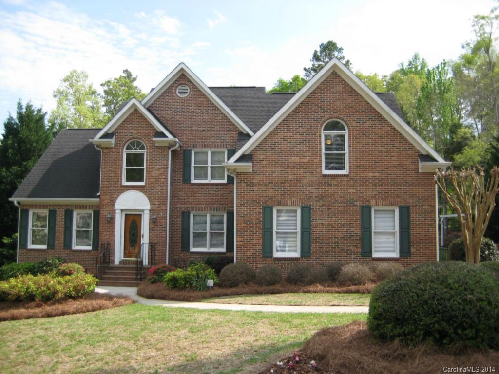 2811 Briar Circle