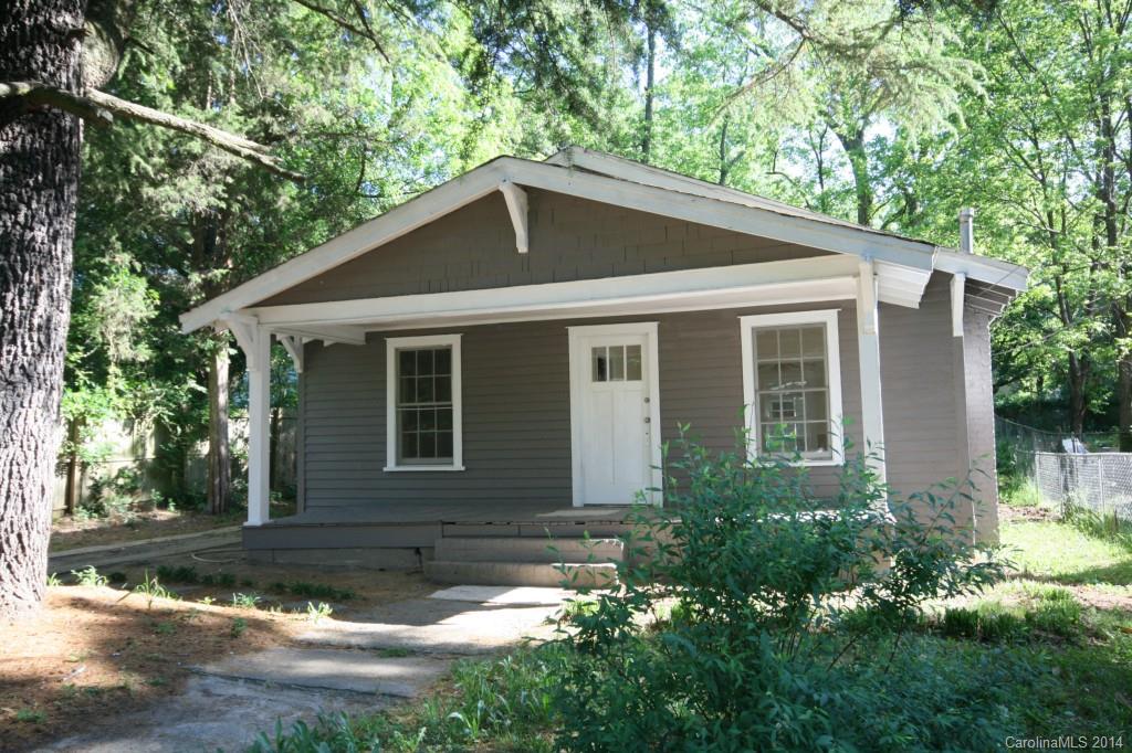 1216 Mountain Avenue