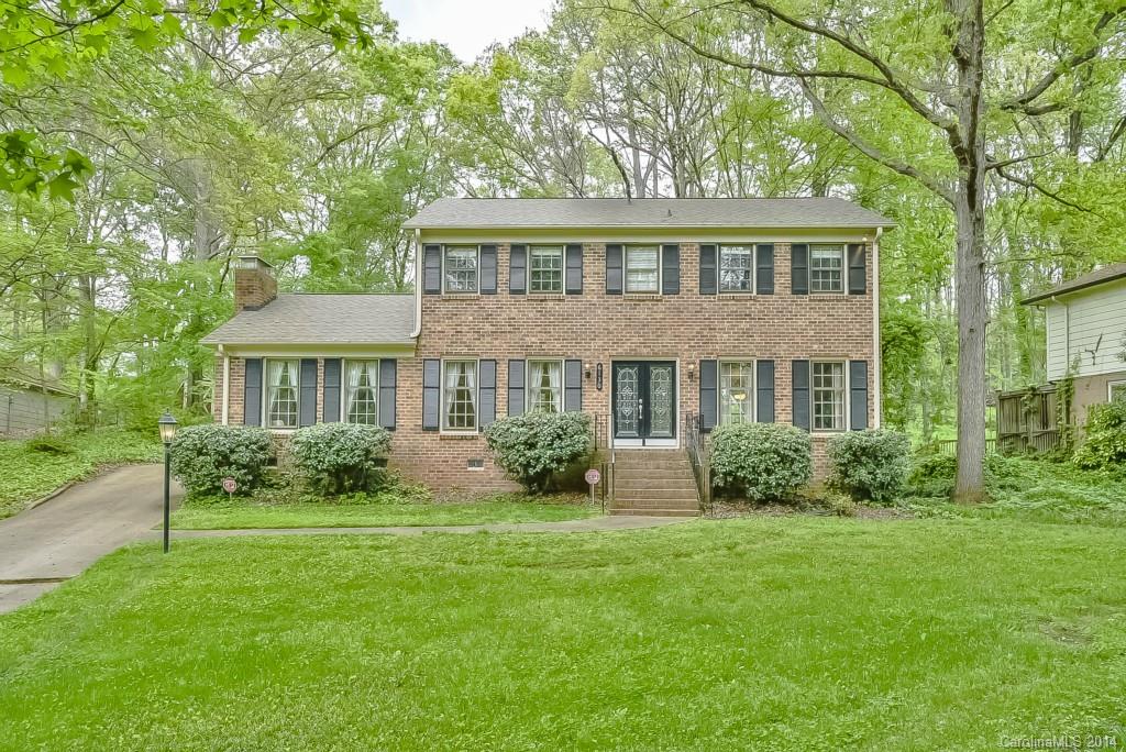 6130 Carriagehouse Lane