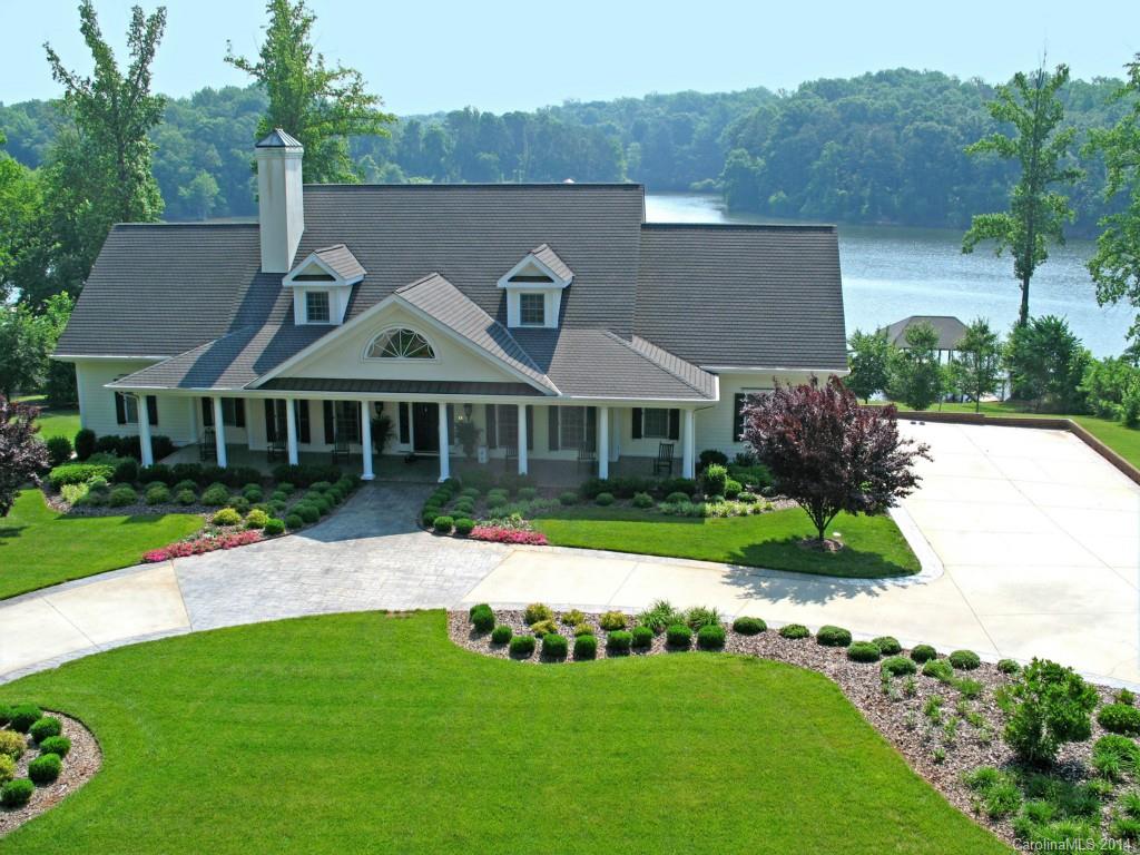 8202 Catawba Cove Drive