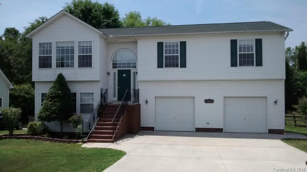 3637 Farm Lake Drive