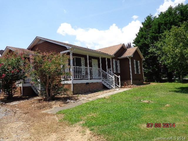 412 Brookside Drive