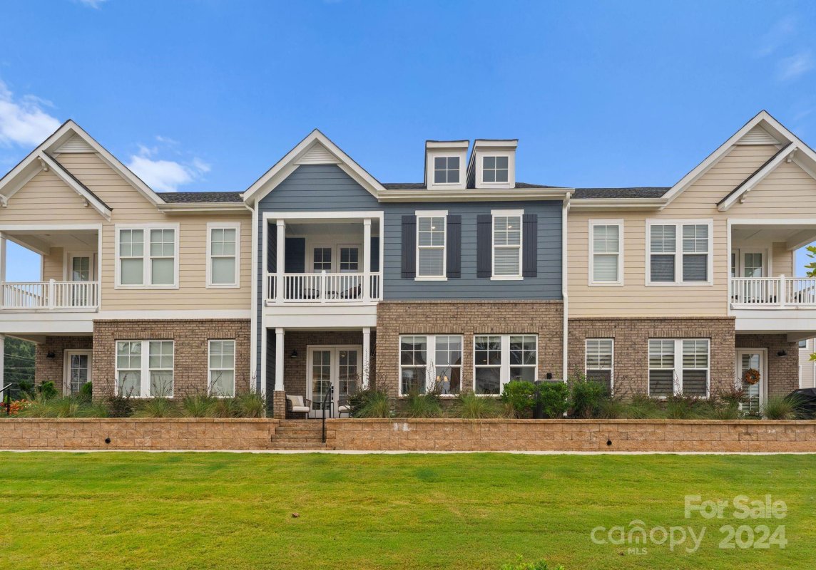 416 Hyco Court
