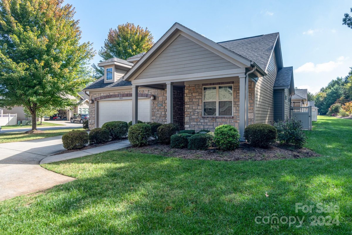 860 Wynnshire Drive