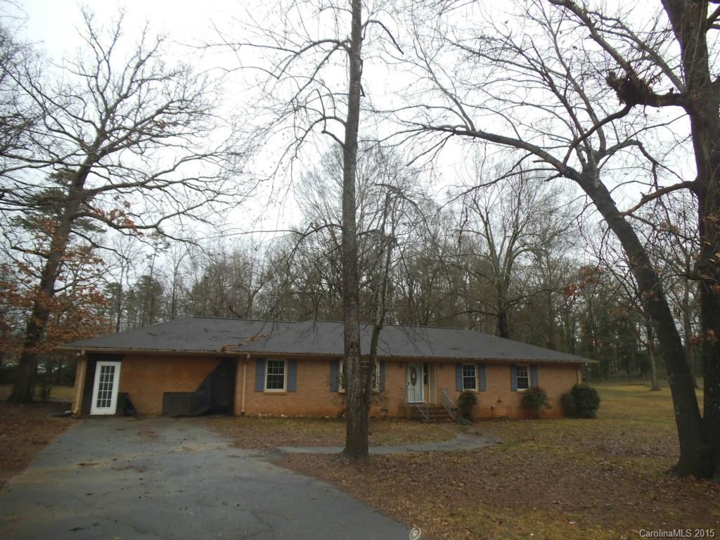 2210 Shady Lane