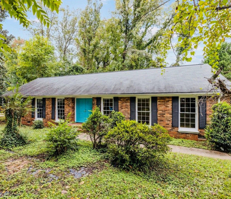 3510 Barclay Downs Drive