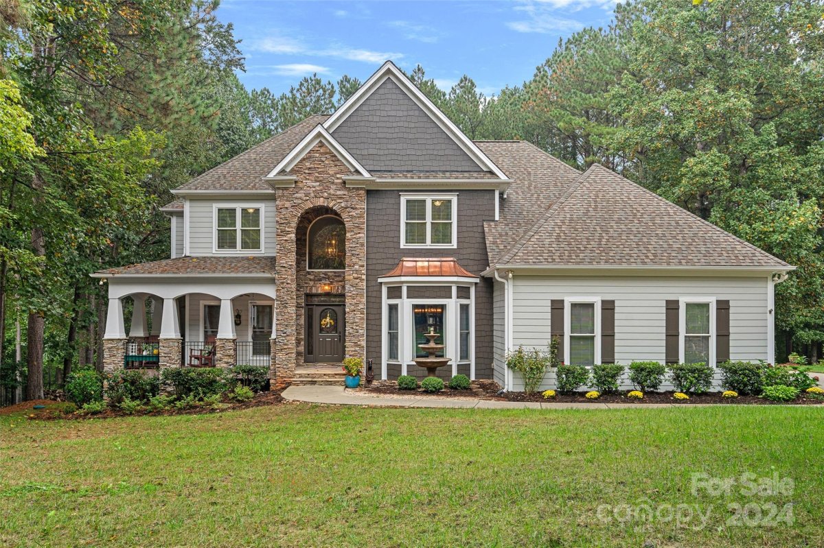 8914 Radford Court