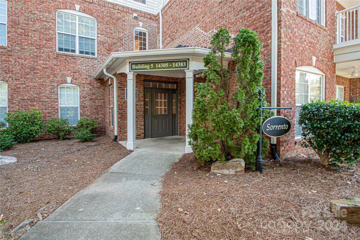 14319 San Paolo Lane
