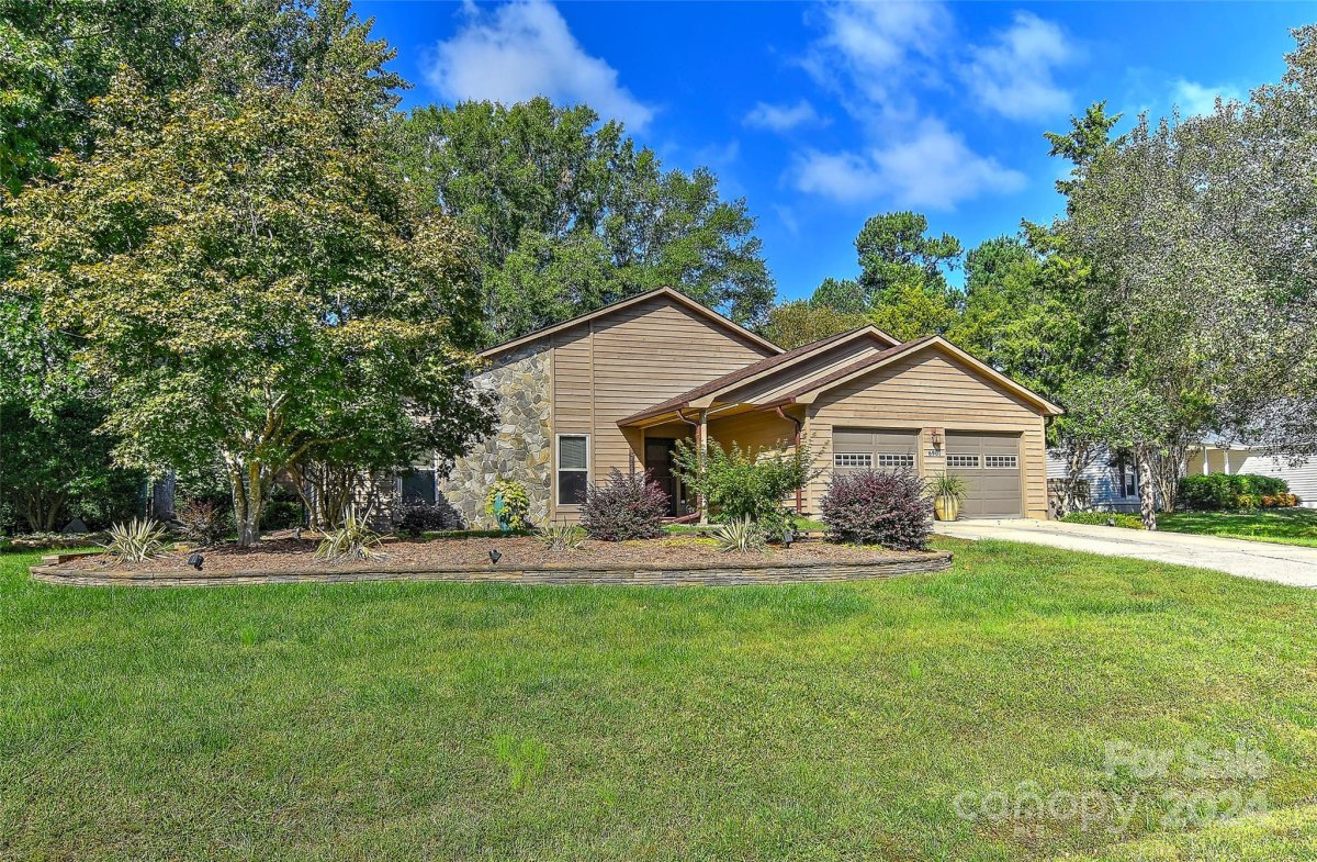 6901 Whipps Cross Court