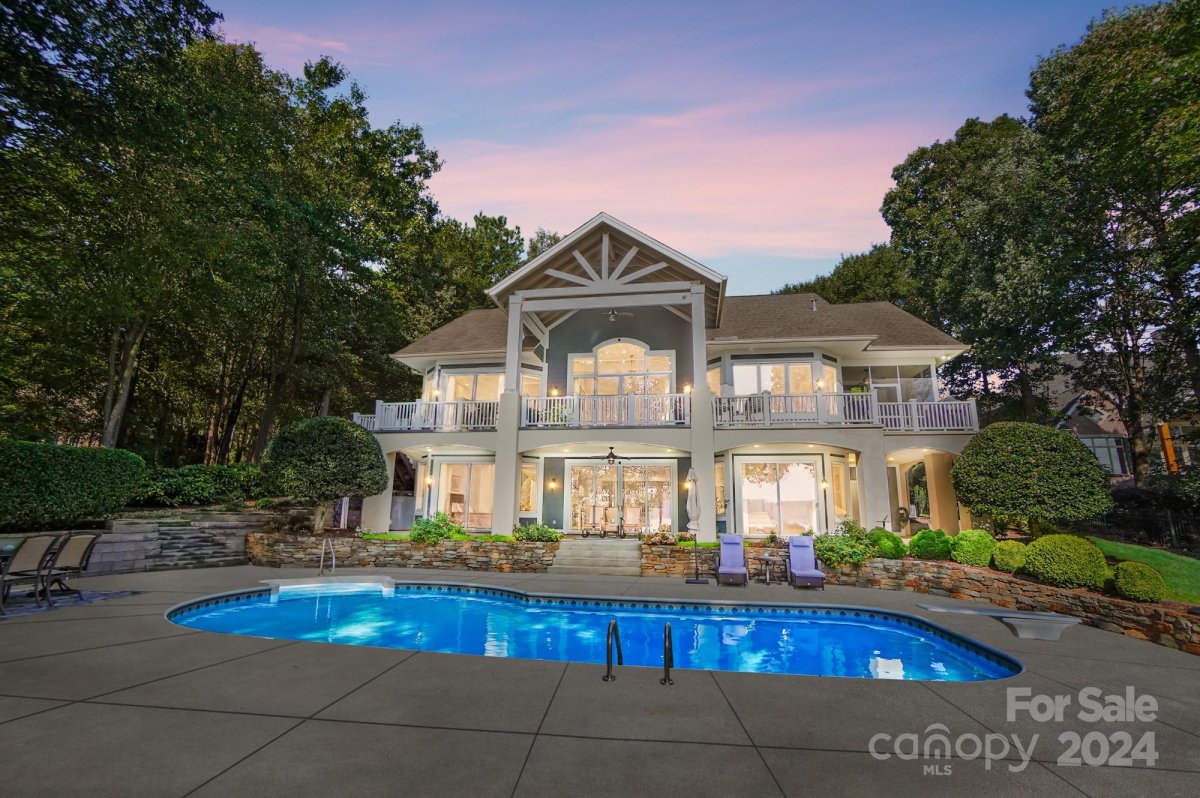 4624 Sierra View Drive