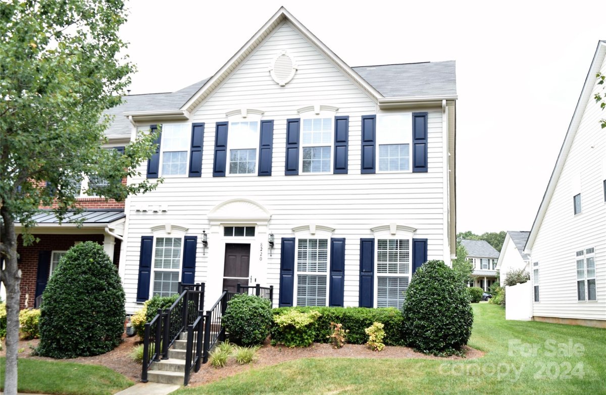 8220 Bridgegate Drive