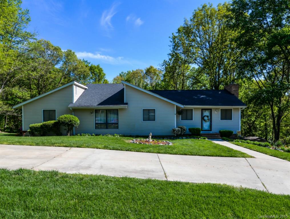 895 Red Fox Lane