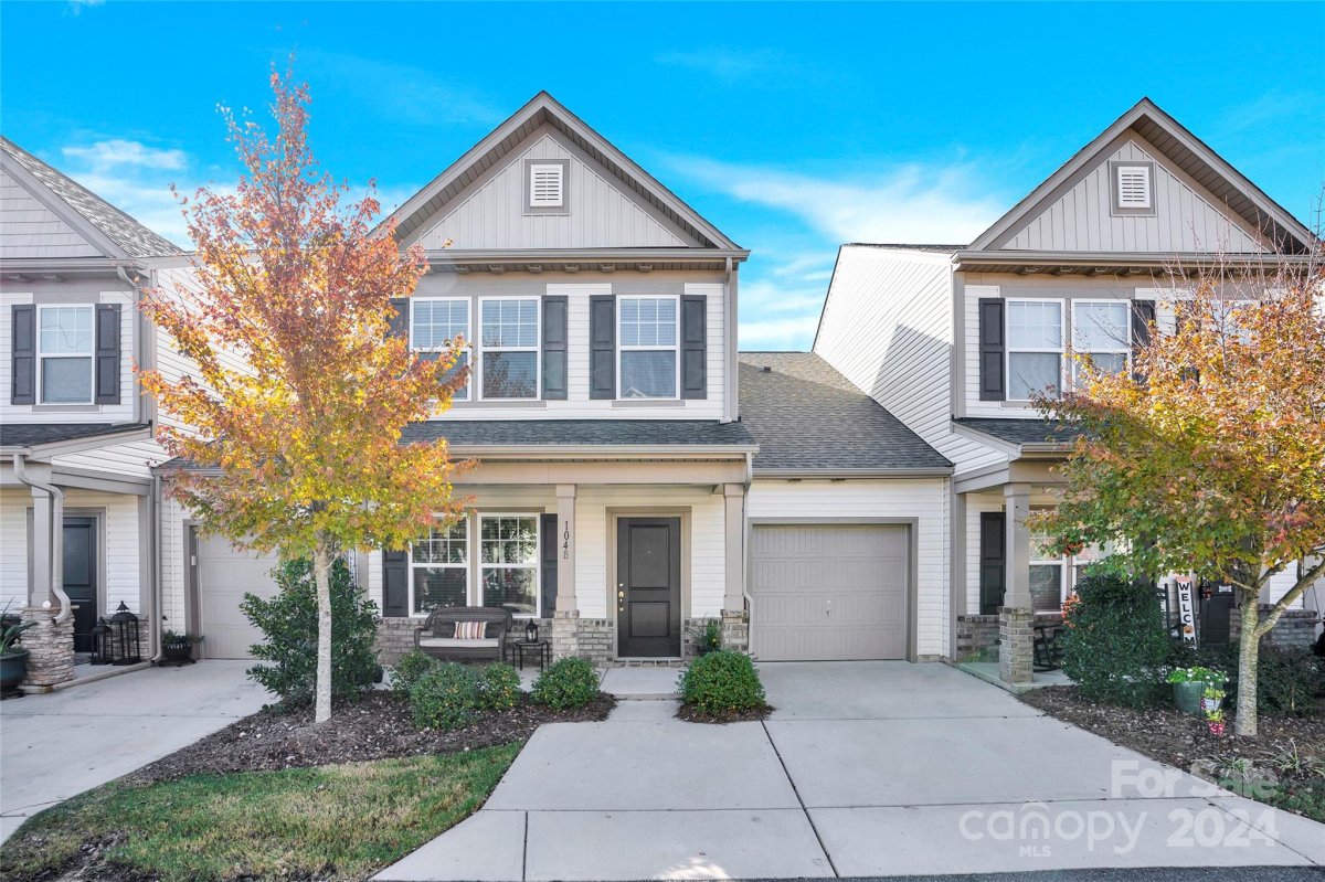 104 Blackstone Court