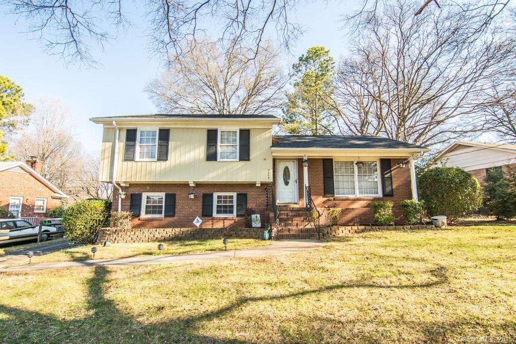 2009 Bentley Place
