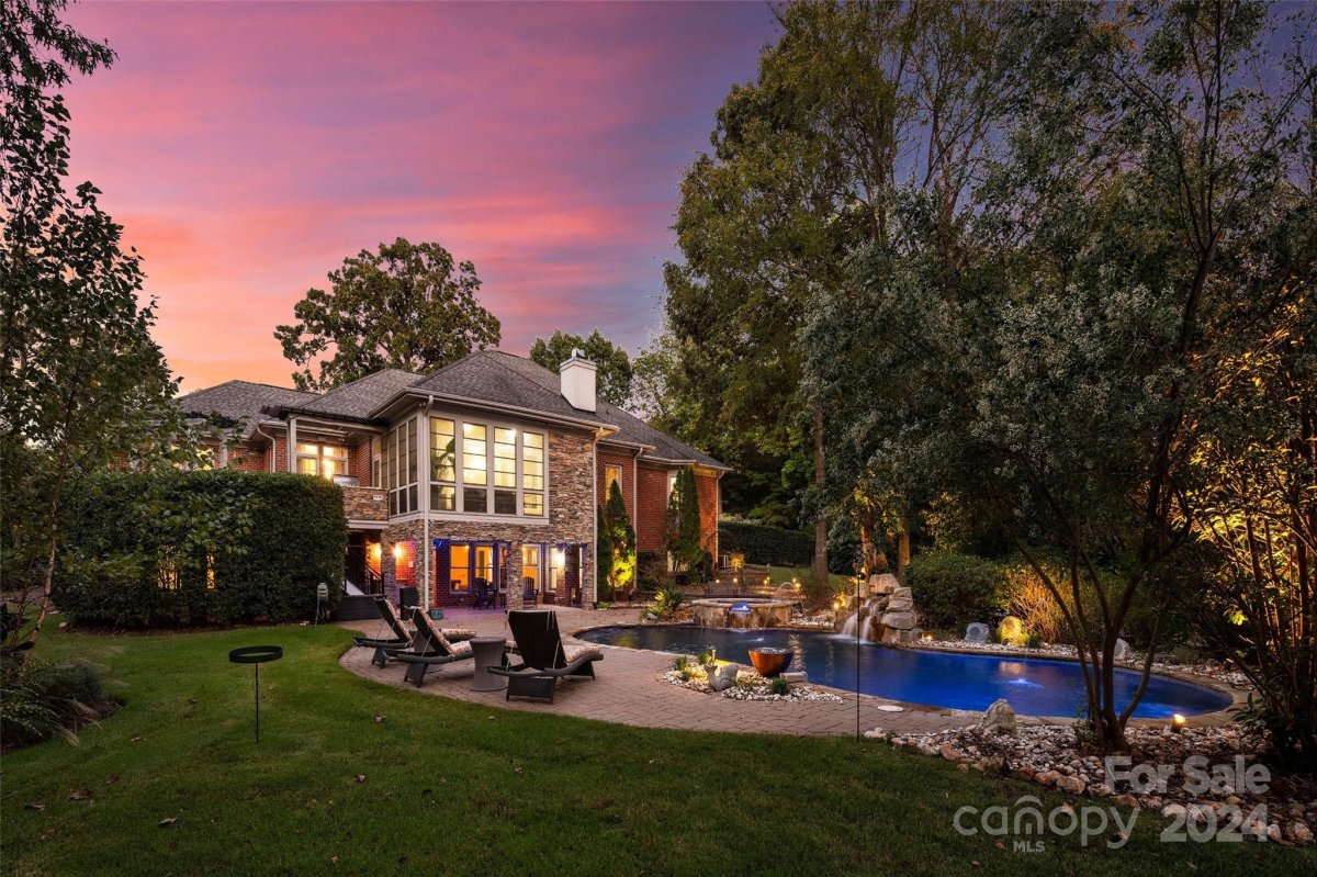 7303 Timberneck Court