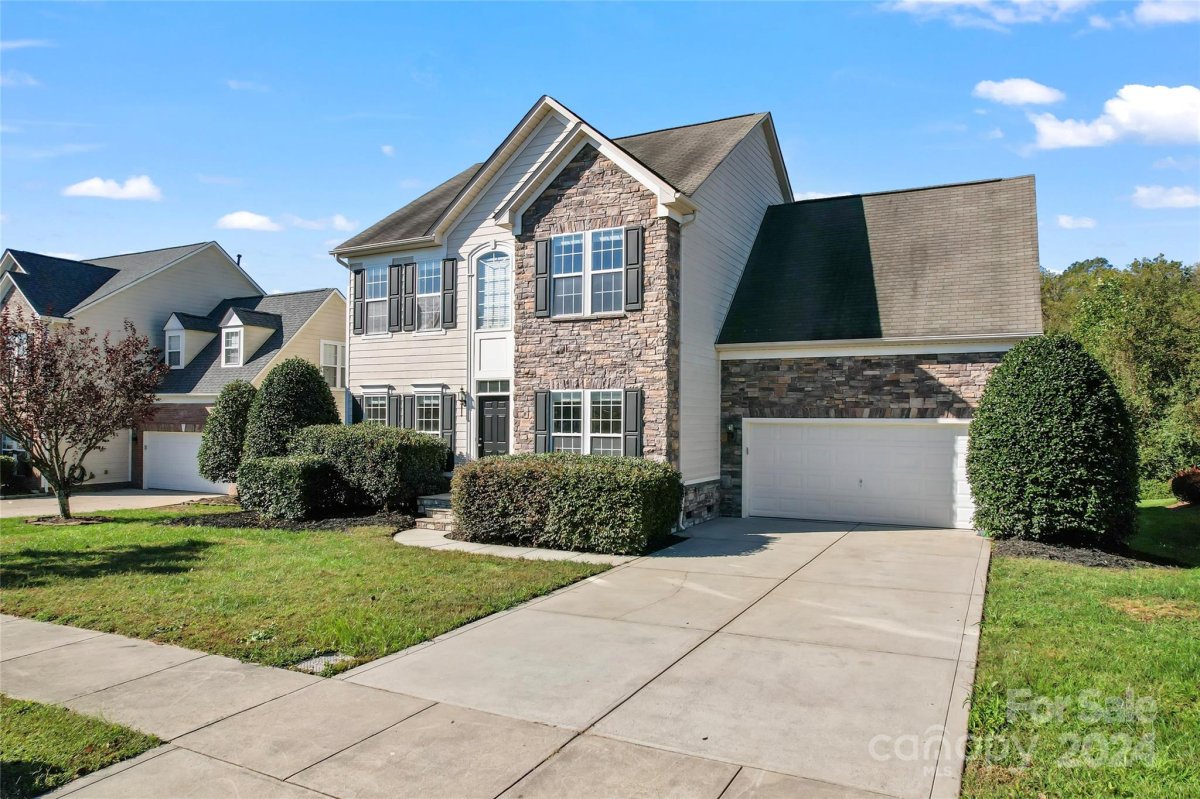 1834 Seefin Court
