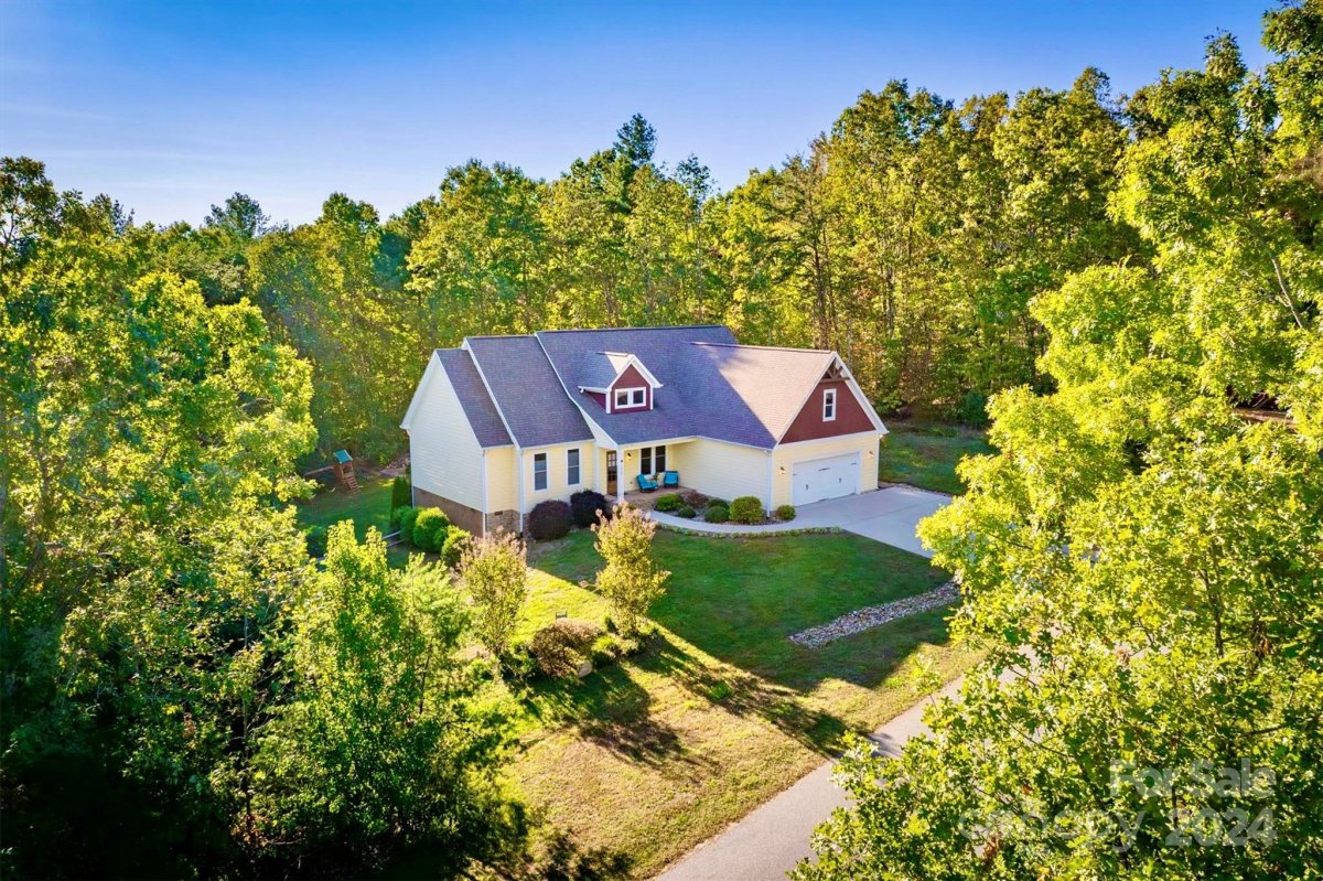 1067 Round Rock Road