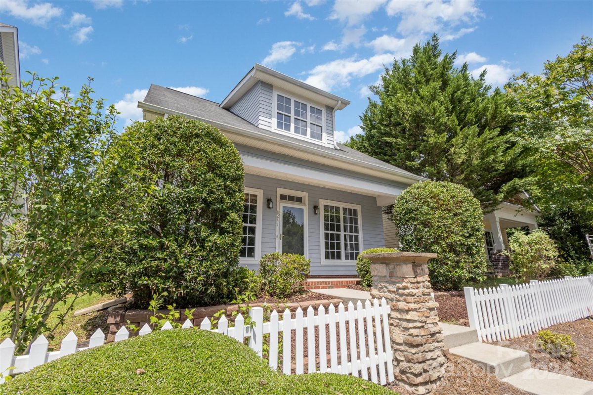 8241 Bud Henderson Road