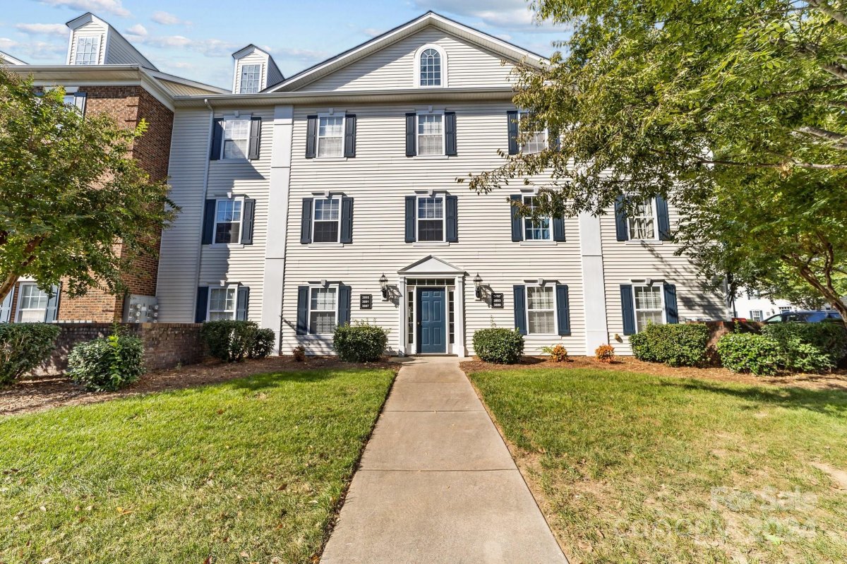 3897 Carl Parmer Drive