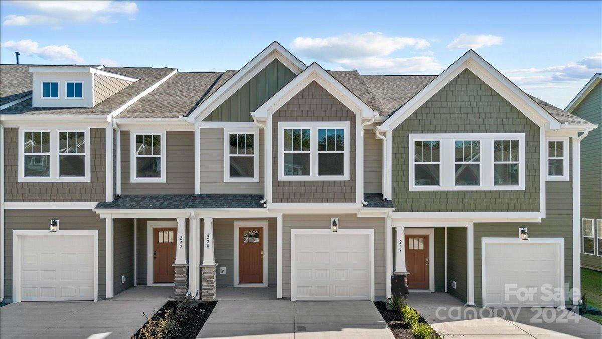 228 Tippin Trail