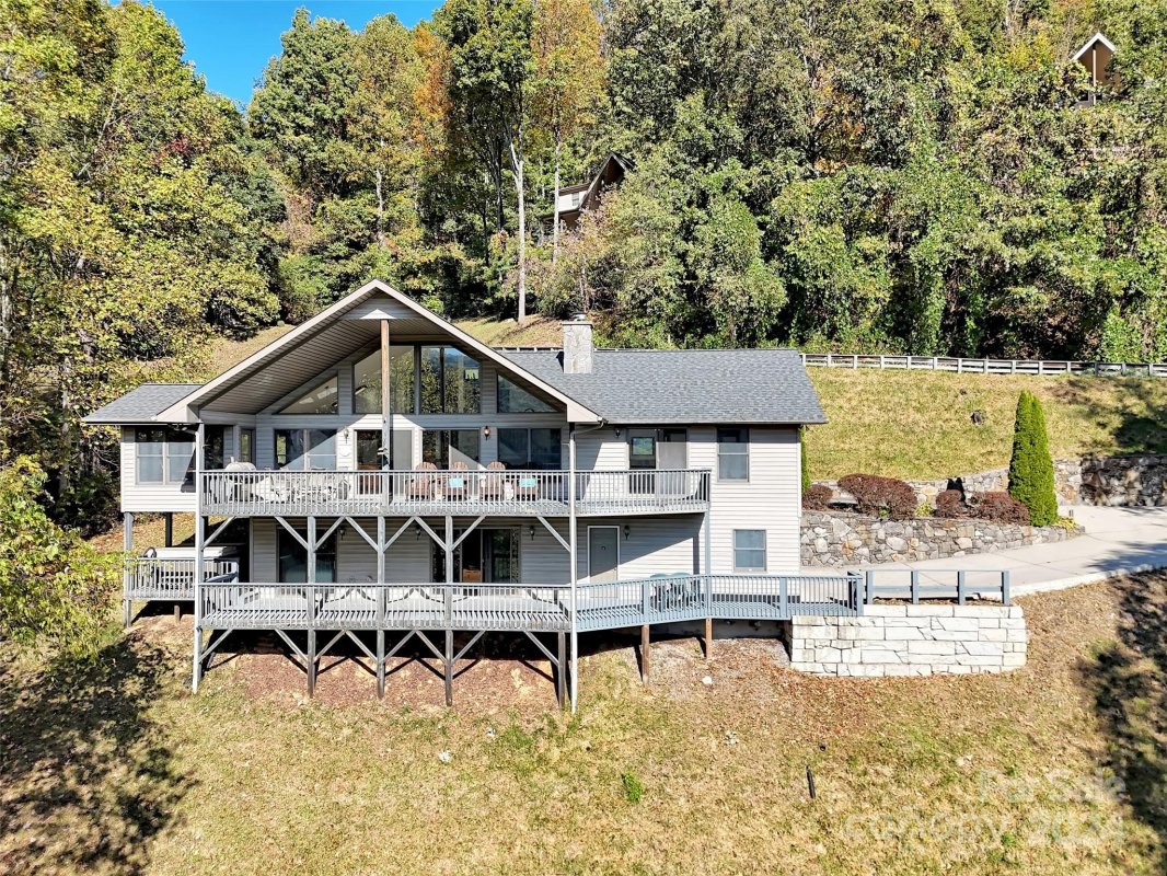 375 Grandview Cliff Heights
