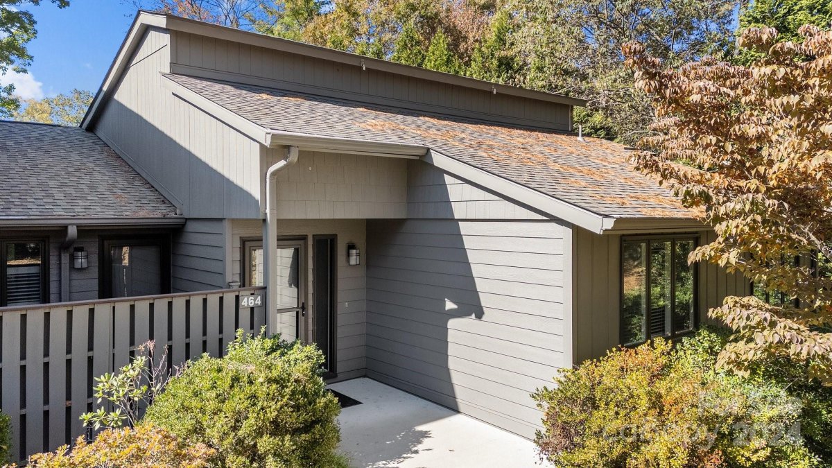 464 Crowfields Drive