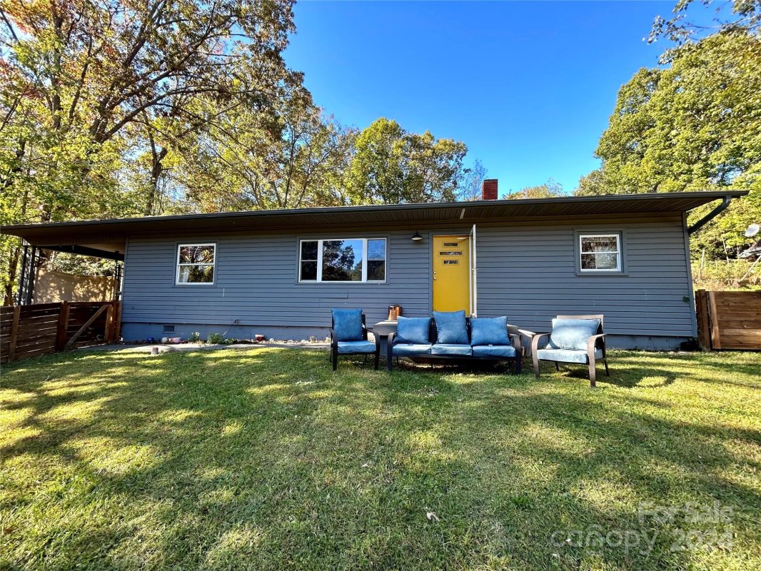 299 Northeast Avenue
