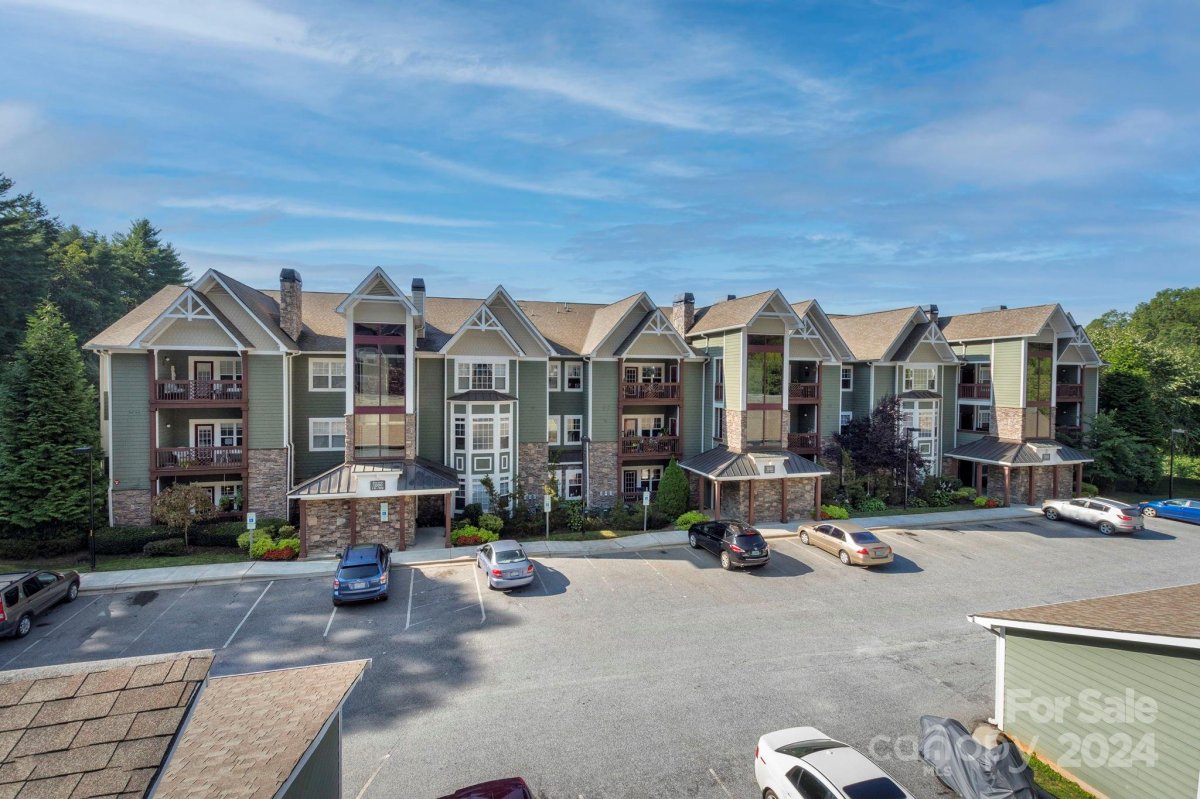1000 Olde Eastwood Village Boulevard 309