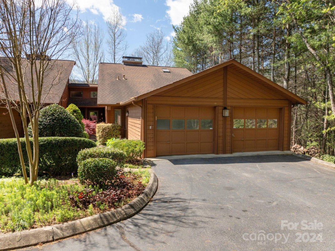 205 Woodfield Drive