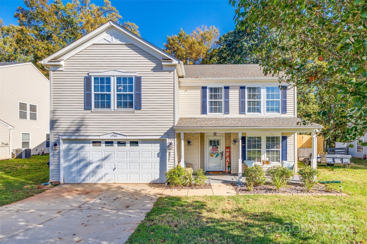 1921 Leesburg Drive