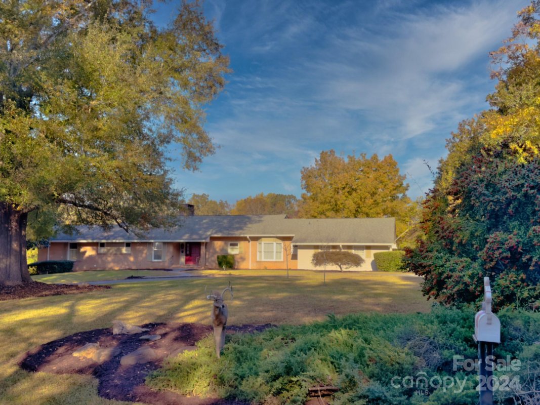 501 Hooper Creek Road