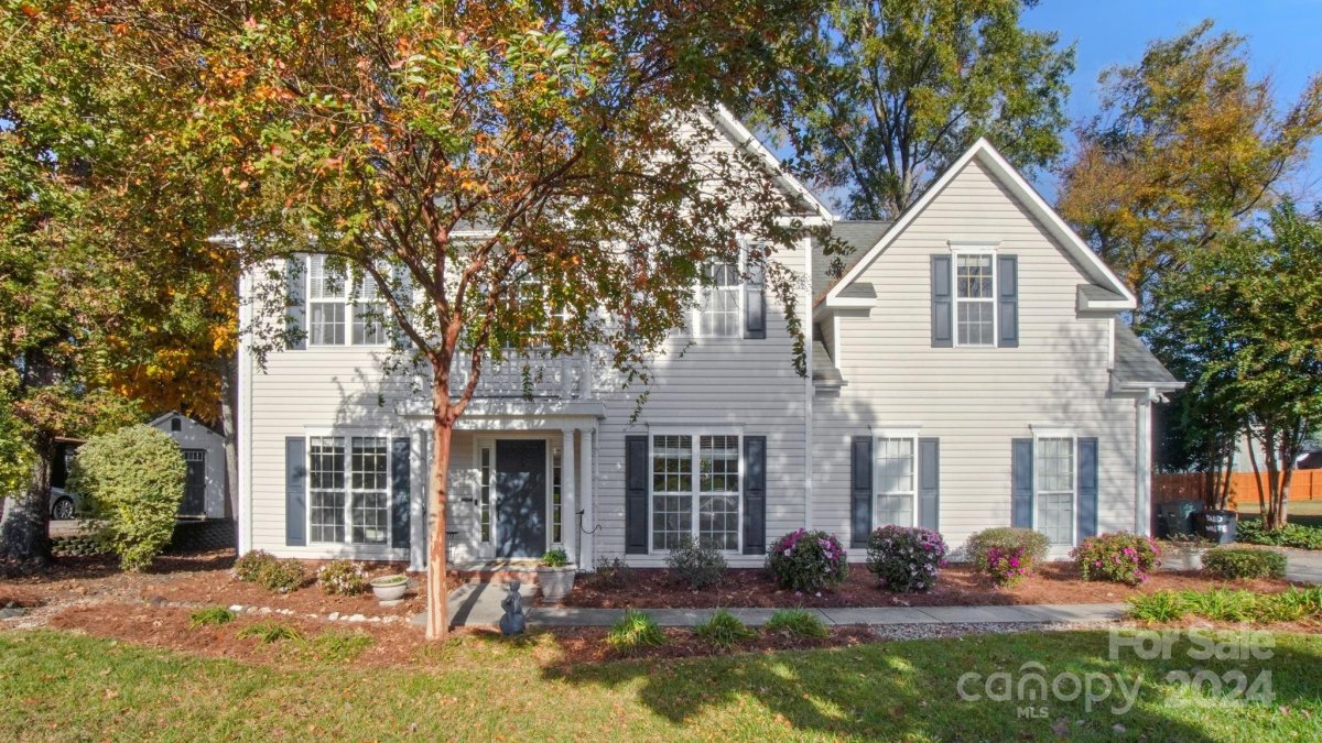 3214 Chatfield Lane