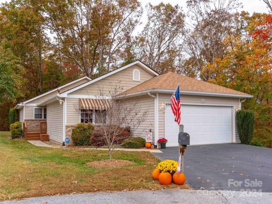 280 Creeks End Circle