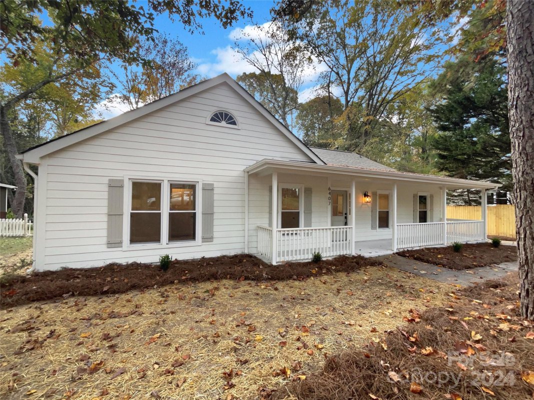 6407 Santa Cruz Trail