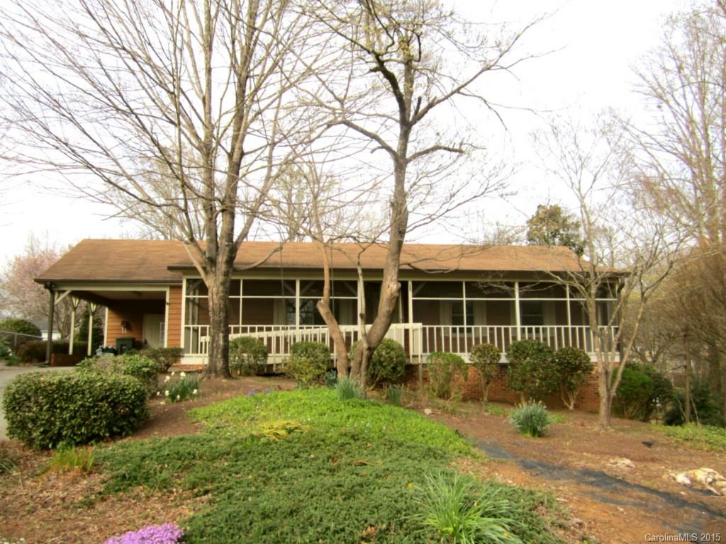 2608 Castle Hill Road