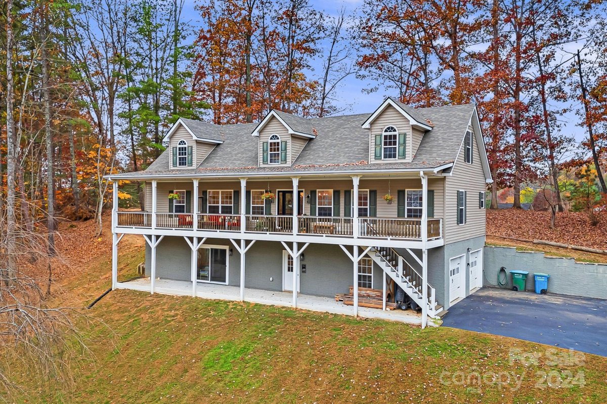 427 Spring Hollow Drive