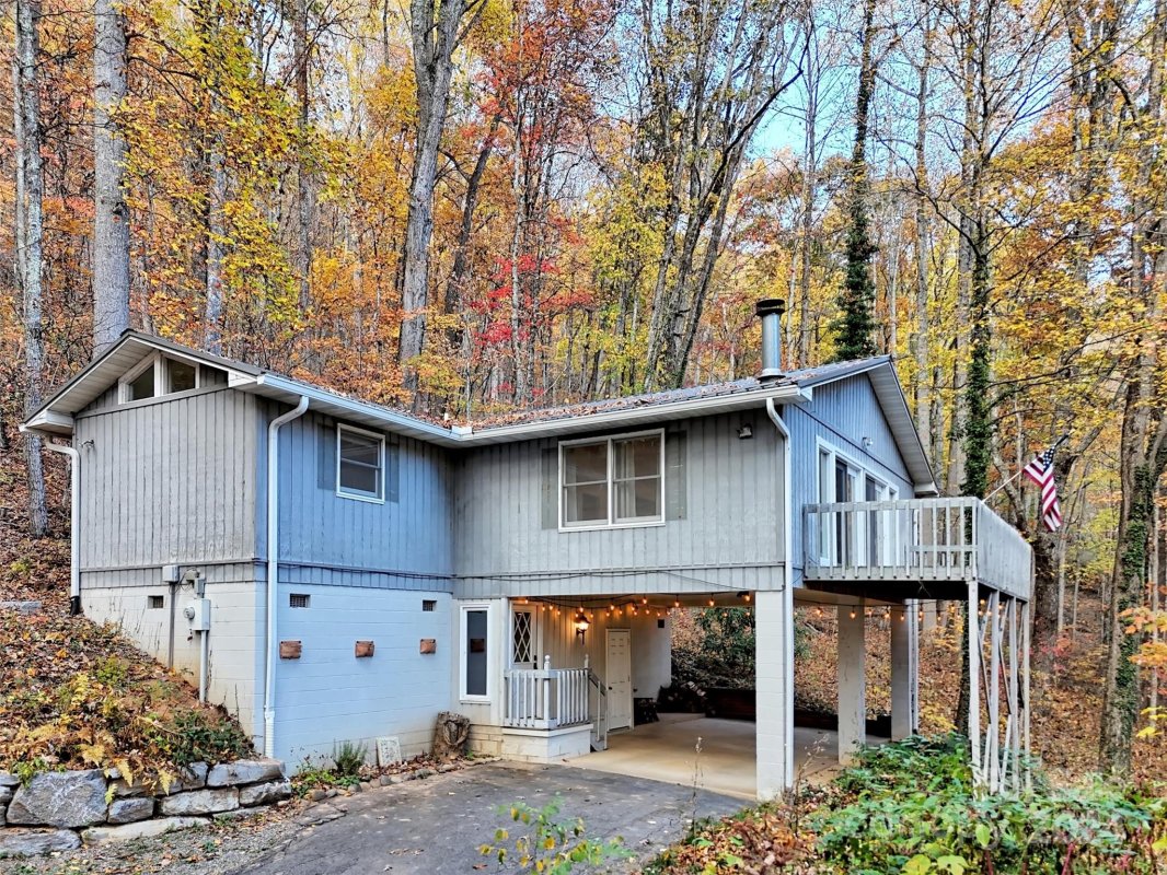663 Dogwood Trail