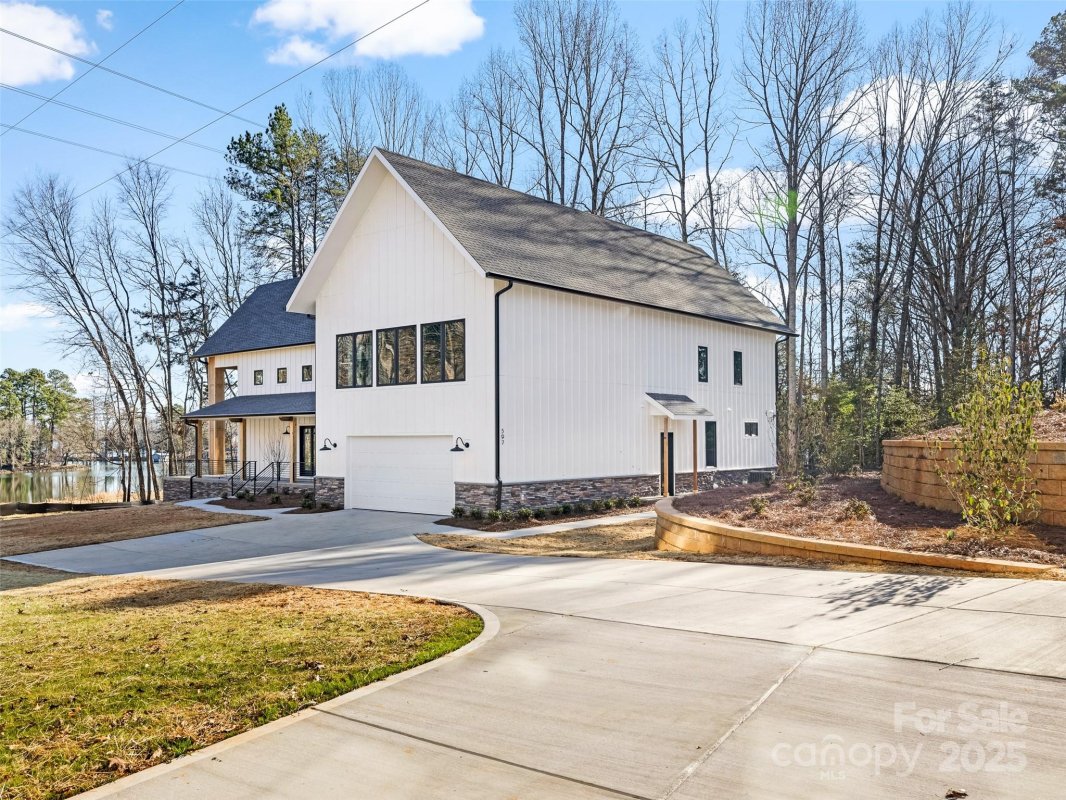 597 Evergreen Road