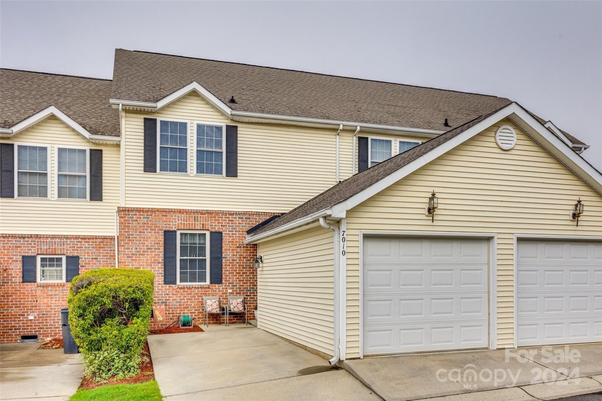 7010 Elm Hill Court