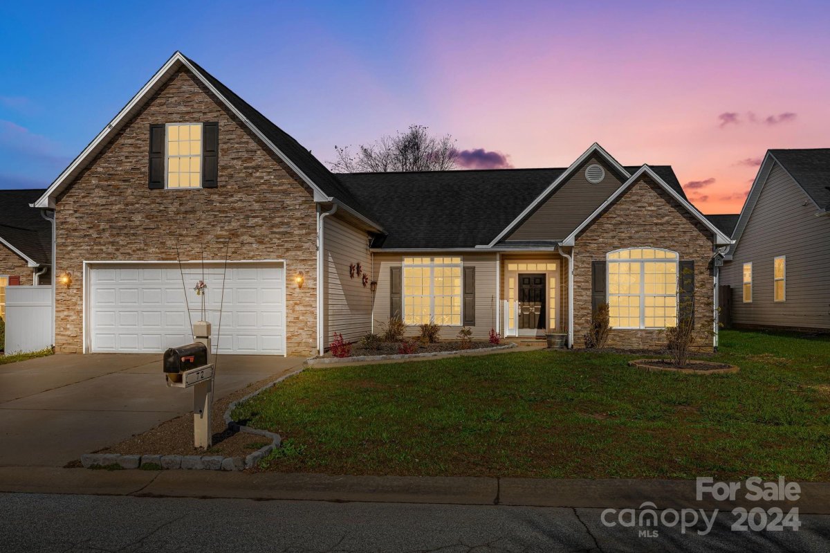 72 W Hiawassee Road