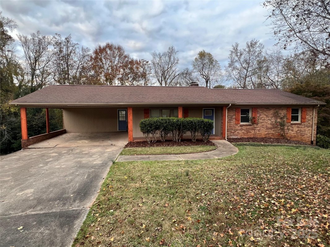 912 Surry Drive