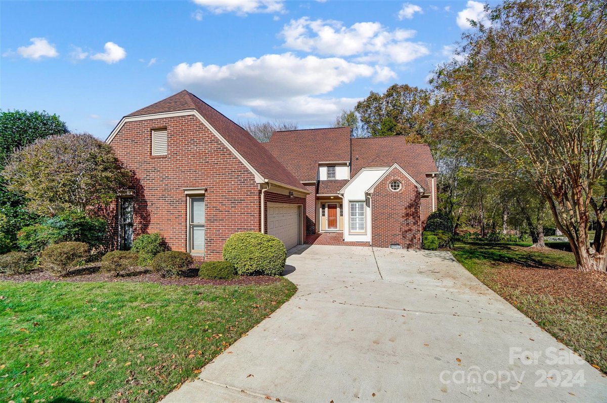4804 Worthford Court