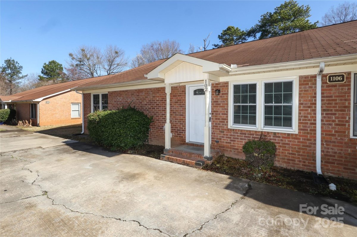 1106 Chandler Drive