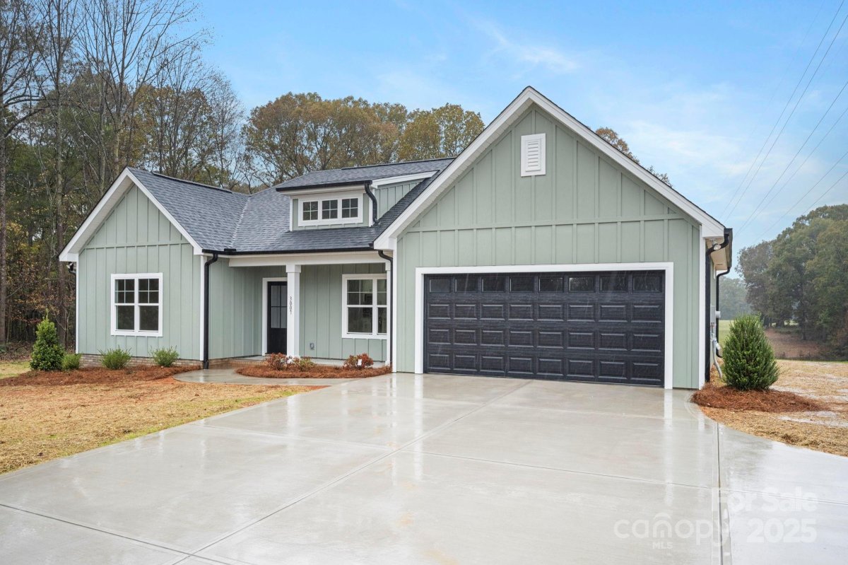 3007 Buffett Lane