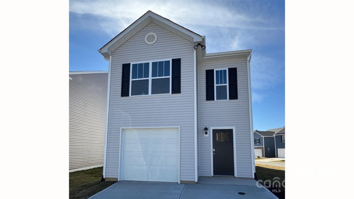 80 Lillian Lane