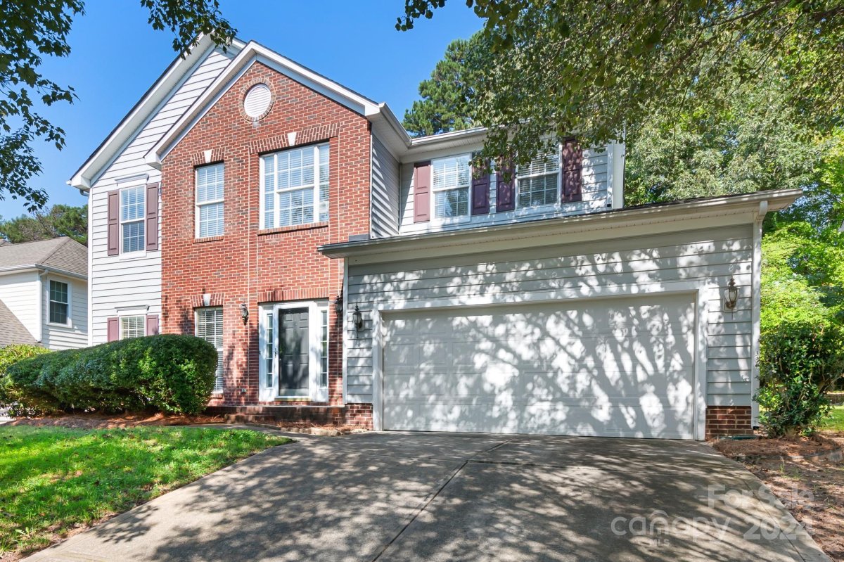 9831 Dauphine Drive