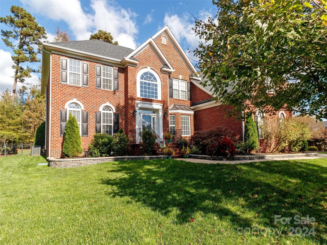 857 Clonmel Drive